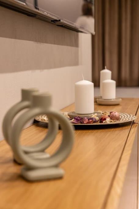 Smaragdi Luxury Jacuzzi Apartment Noho Premium Living Афіни Екстер'єр фото